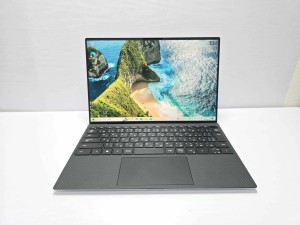 Dell XPS 13 9300 / Core i5-10th / Ram 8GB / SSD 512GB / Iris Xe Graphics / 13.3 inch FHD+ .