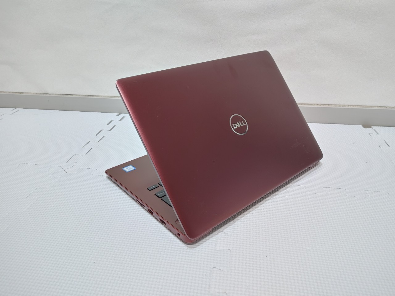 DELL Inspiron 5480 8GB Corei5 SSD256GB - タブレット